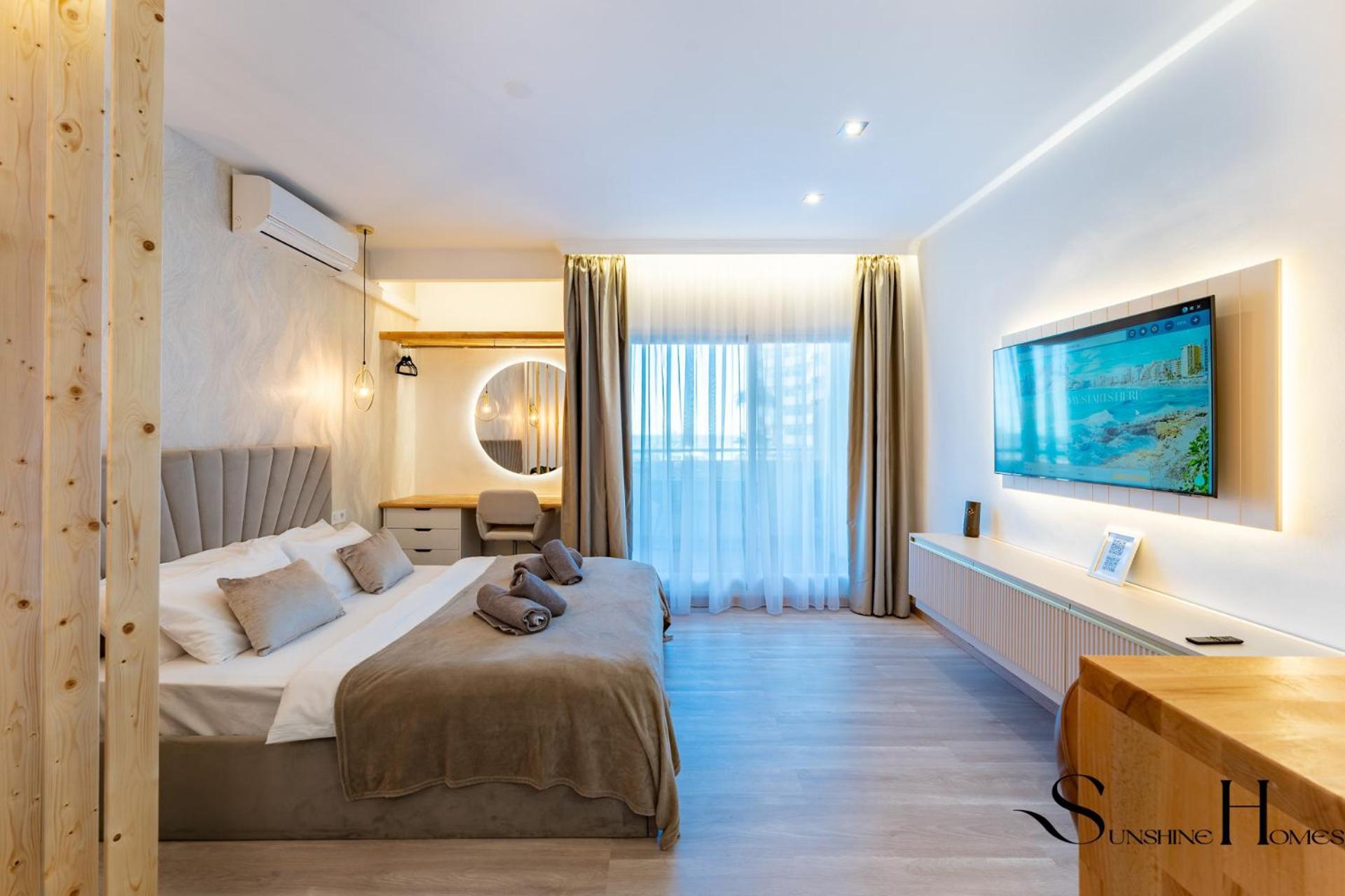 Seaview Beachfront Studio With Aqua Park & Balcony Benalmádena Esterno foto