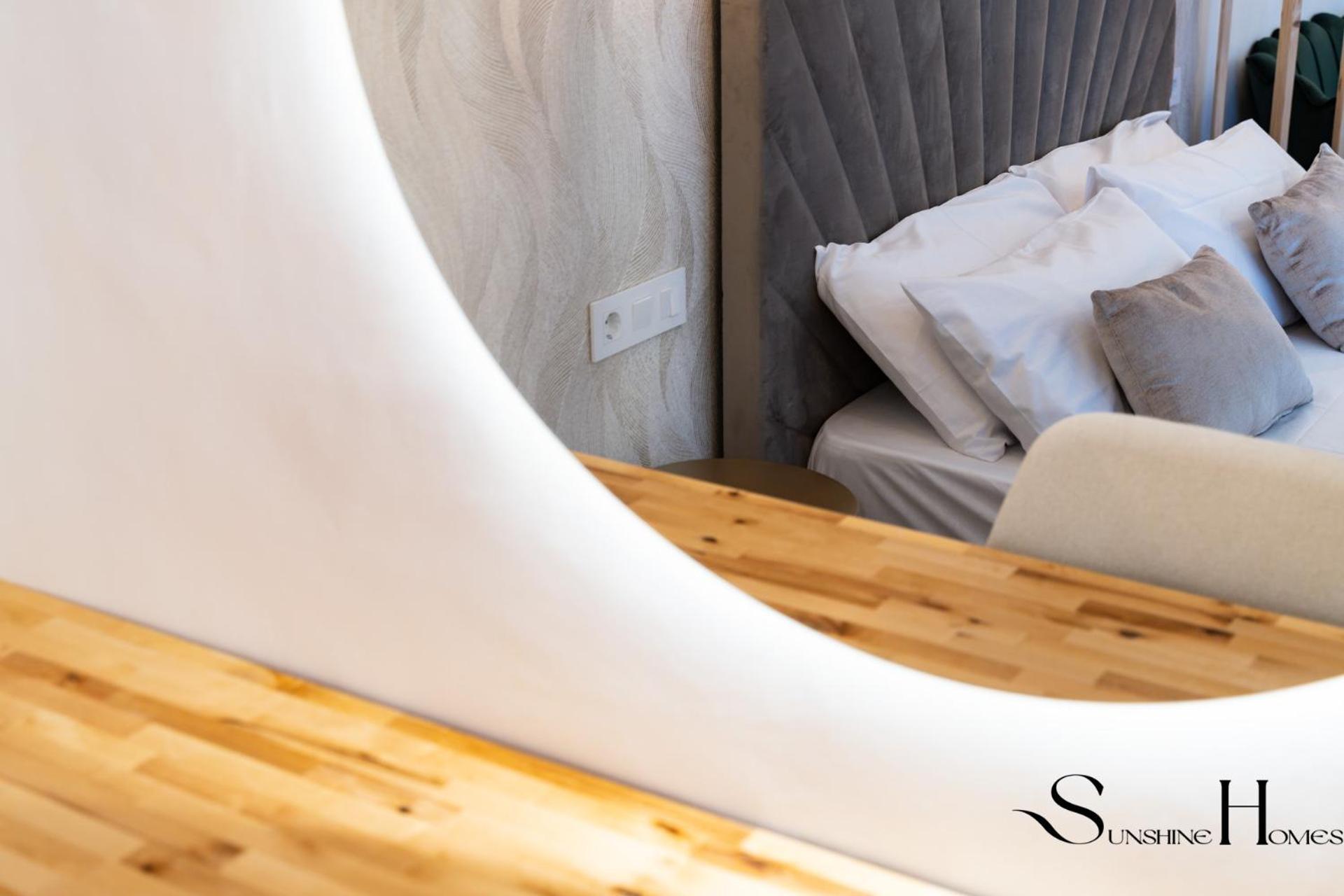 Seaview Beachfront Studio With Aqua Park & Balcony Benalmádena Esterno foto